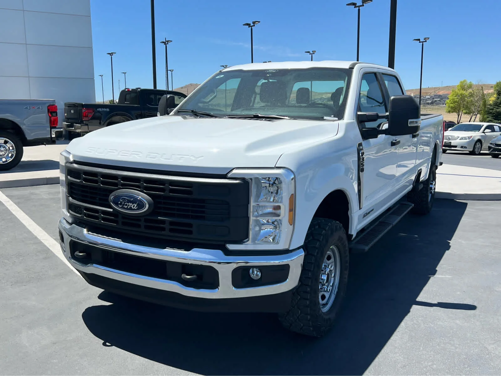 New 2026 Oxford White Ford XL image 2