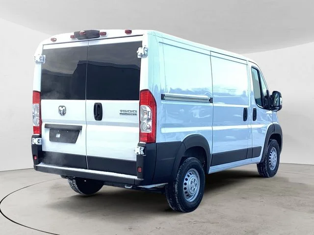 New 2026 Bright White Clearcoat Ram PROMASTER 1500 TRADESMAN CARGO VAN LOW ROOF 118