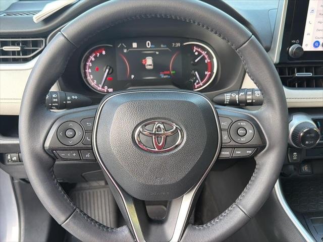 Certified Used 2023 SILVER SKY METALLIC Toyota  image 20