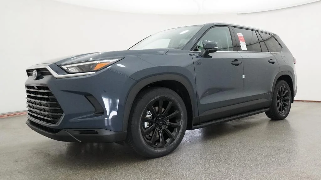 New 2026 Storm Cloud Toyota XLE image 16