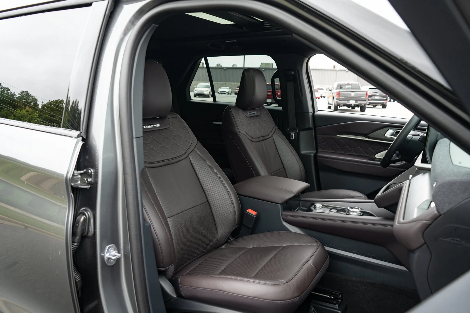 New 2027 Carbonized Gray Metallic Ford Platinum™ image 42