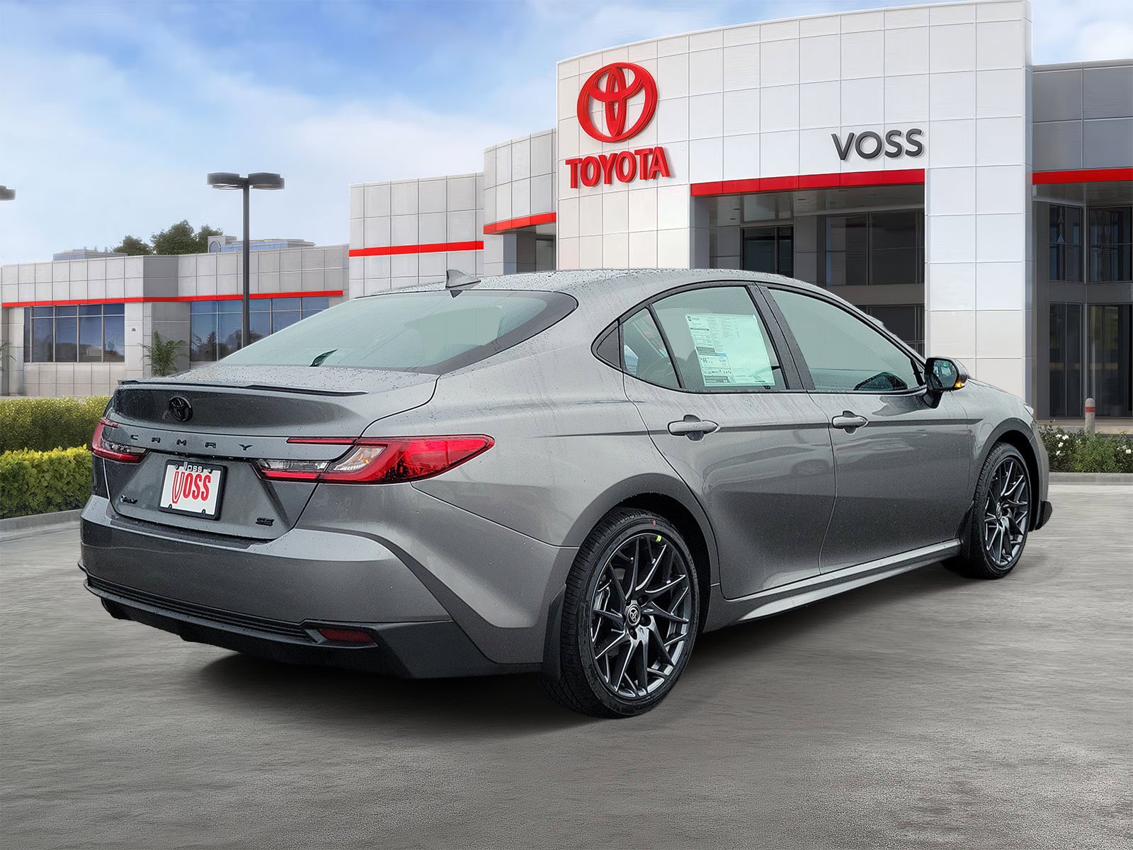 2026 Toyota Camry SE, photo 3 of 12