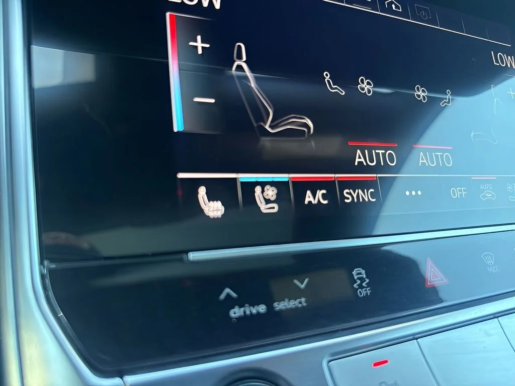 Used 2021  Audi Premium Plus image 24