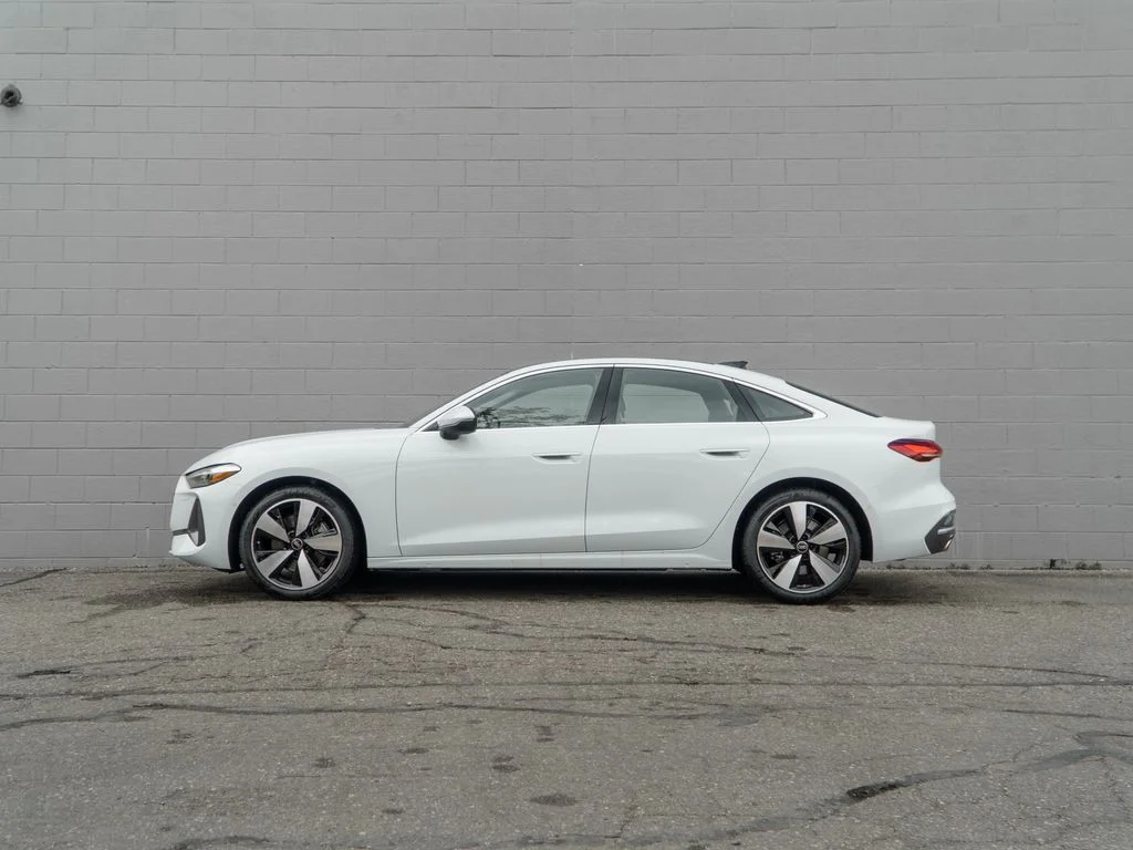Used 2025 White Audi  image 2
