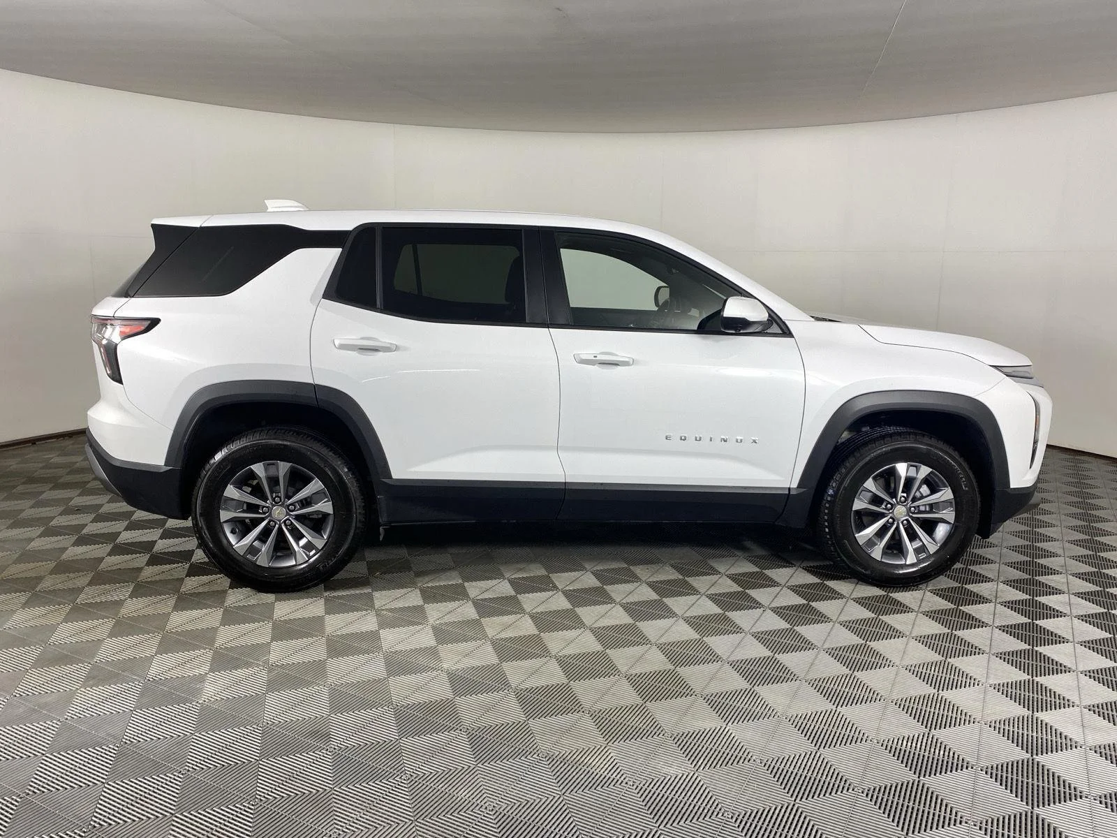New 2026 Summit White Chevrolet LT image 8