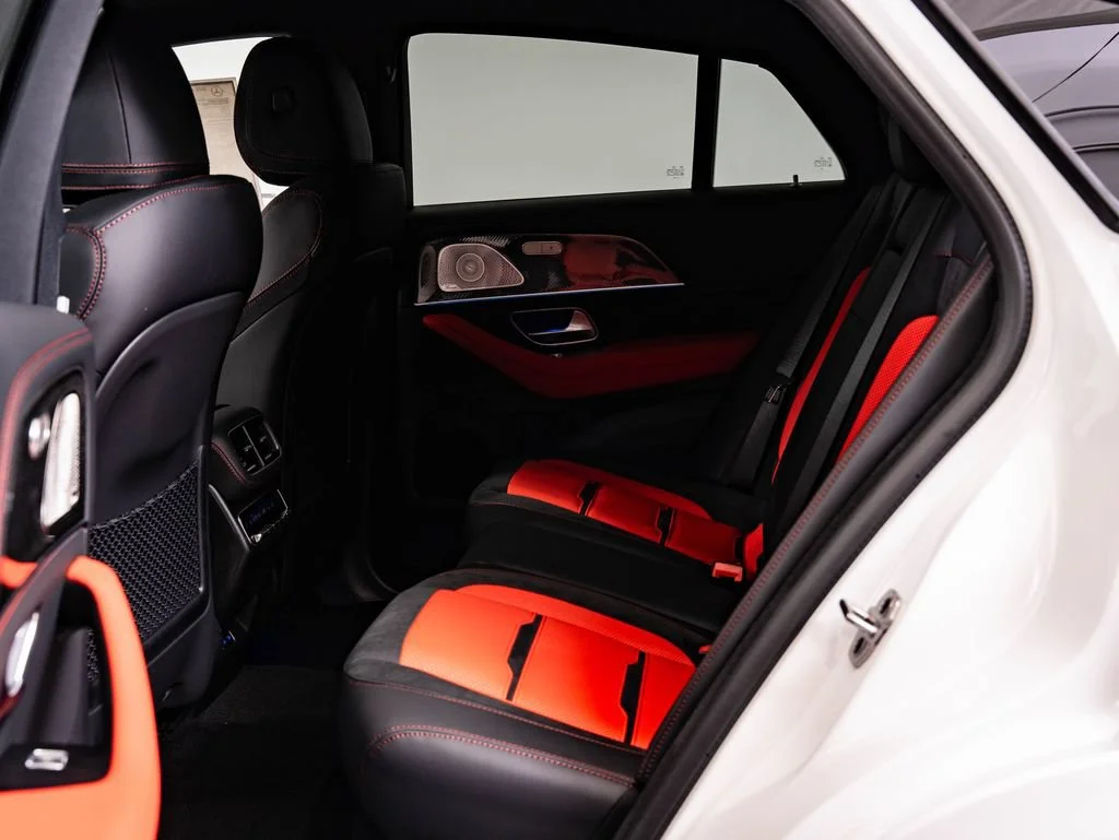 New 2026 Manufaktur Moonlight White Metallic Mercedes-Benz GLE 53 AMG® image 47