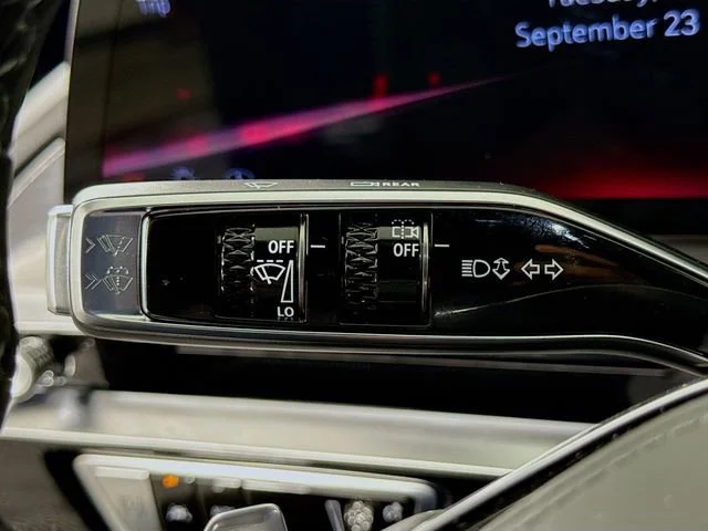 2026 Cadillac LYRIQ V - Photo 14