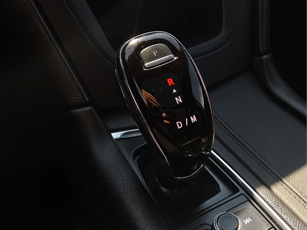 Used 2023 STELLAR BLACK METALLIC Cadillac FWD Premium Luxury image 20
