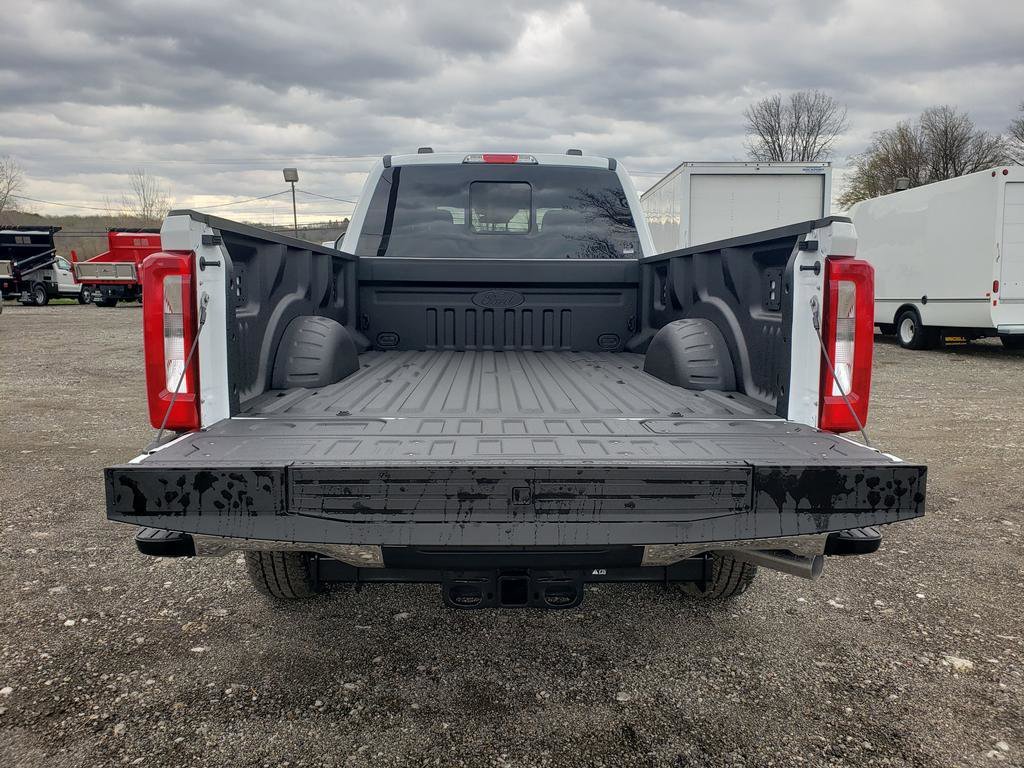New 2026 Oxford White Ford F-250® XL image 5