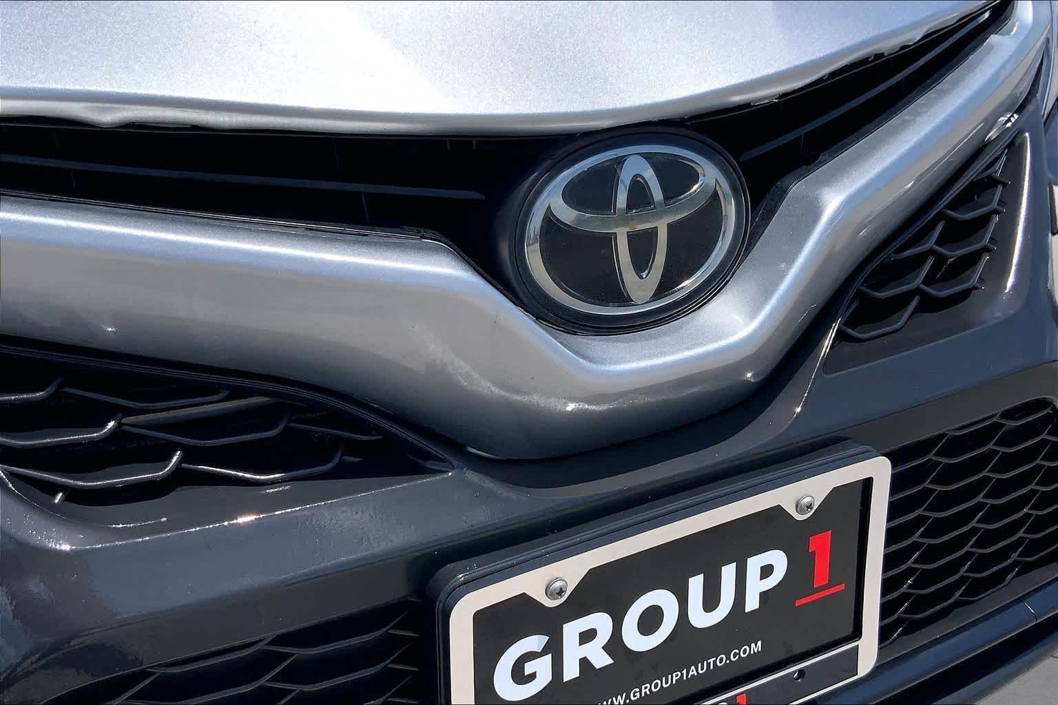 Used 2021 Celestial Silver Metallic Toyota SE image 29