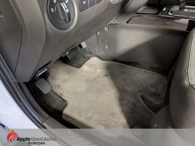 Used 2011 White Ford Limited image 14