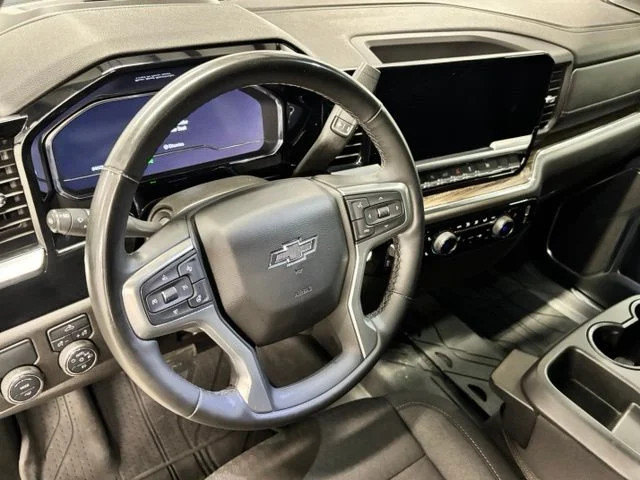 Used 2025 Blue Chevrolet RST image 16