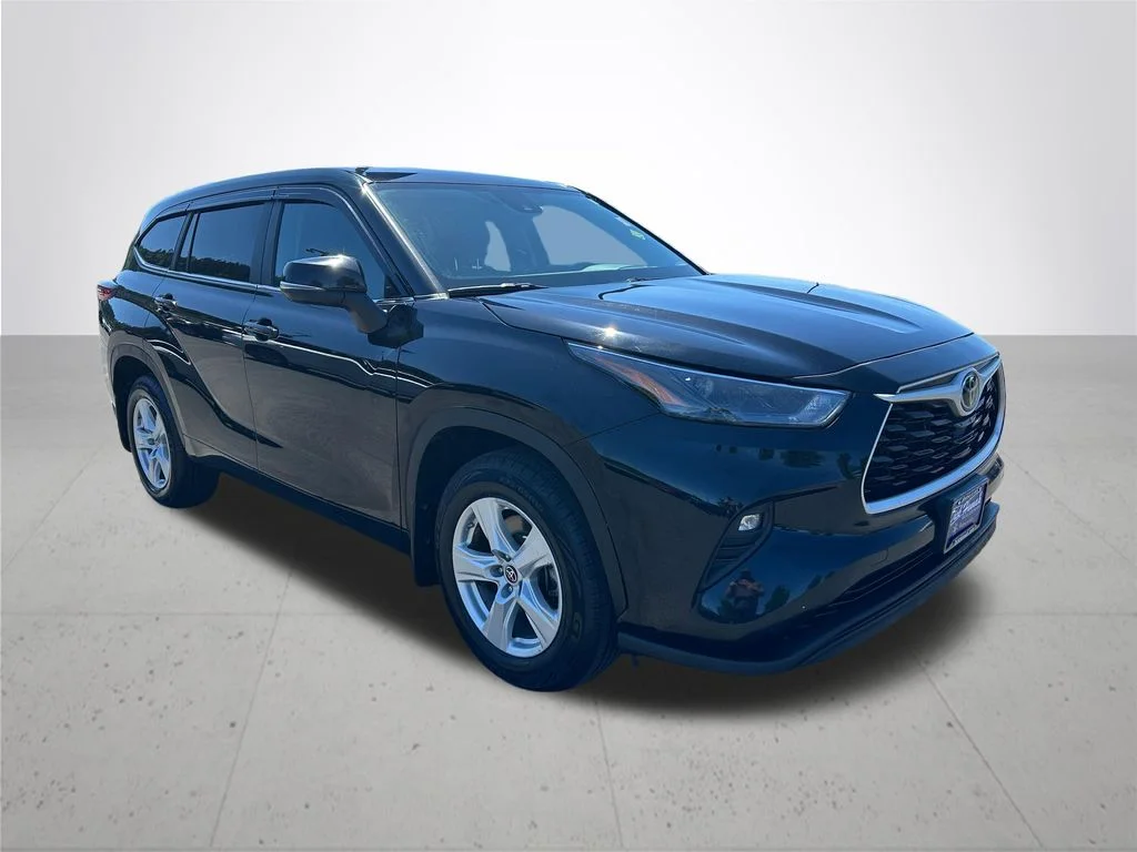 Used 2023 Black Toyota LE image 5