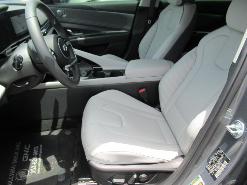 Used 2025 Gray Hyundai Limited image 16