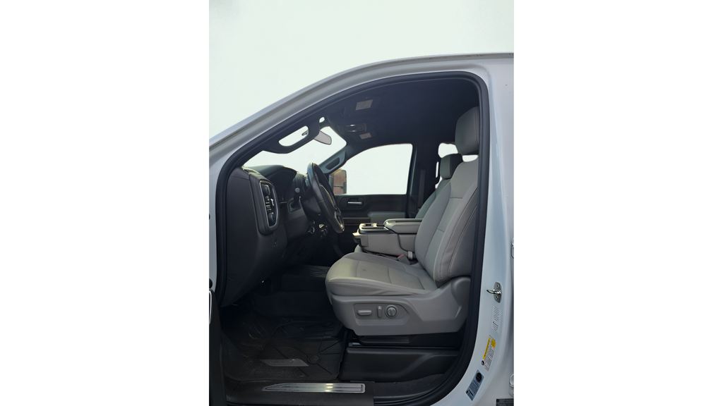 Used 2020 Summit White Chevrolet LT image 10