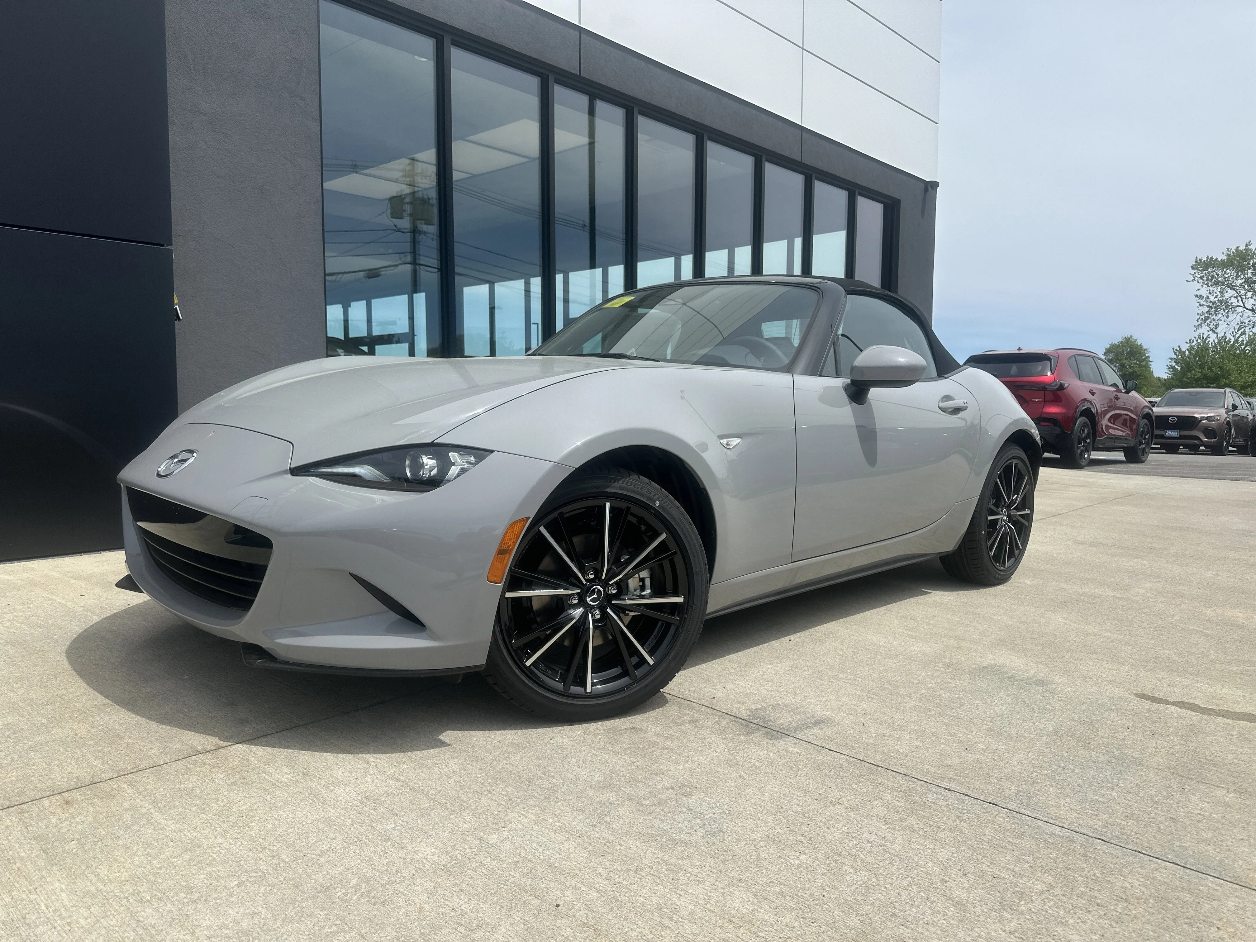 2026 Mazda MX-5 Miata Grand Touring's photo