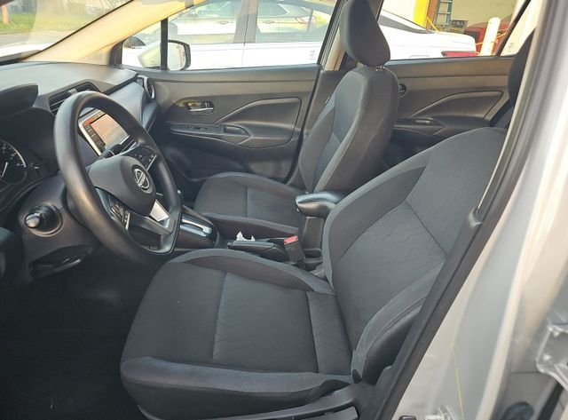 Used 2024 Silver Nissan 1.6 SV image 18