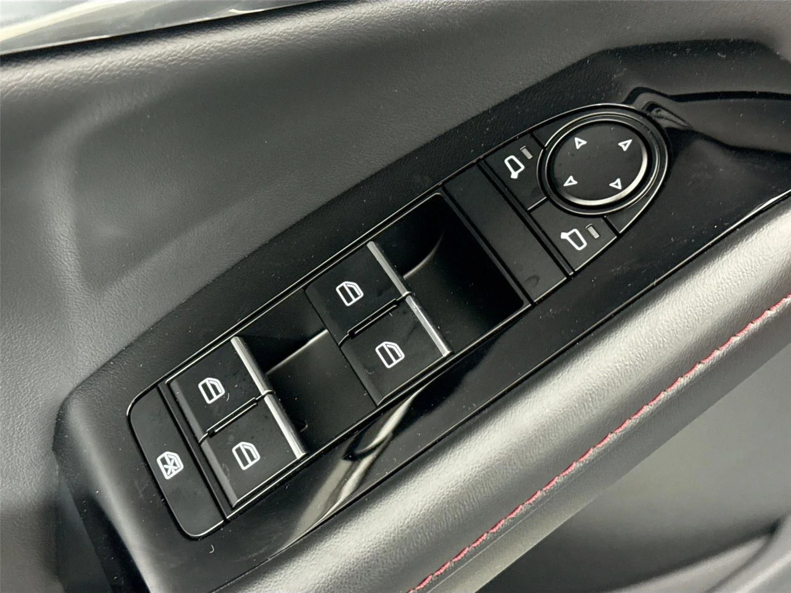 2025 Mazda CX-30 Carbon Edition - Photo 30