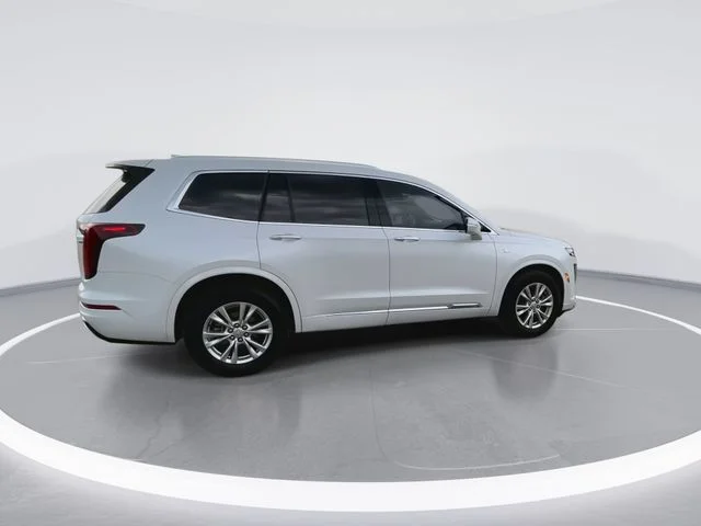 Used 2024 White Cadillac Luxury image 12