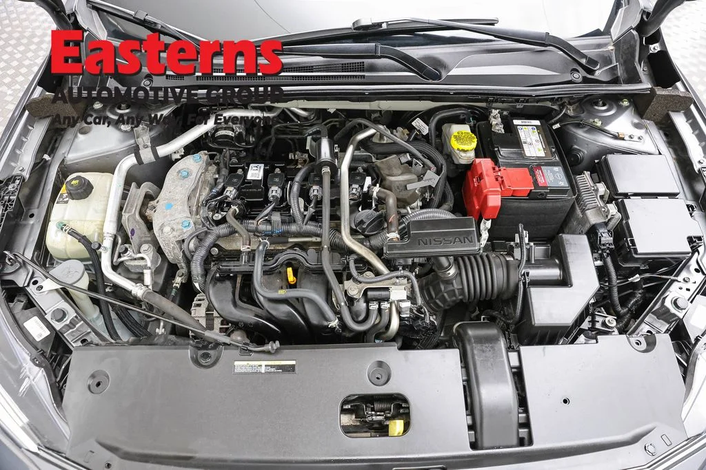 Used 2023 Gray Nissan S image 7