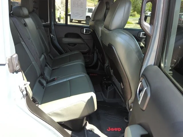 Certified Used 2025 Gray Jeep Mojave image 20