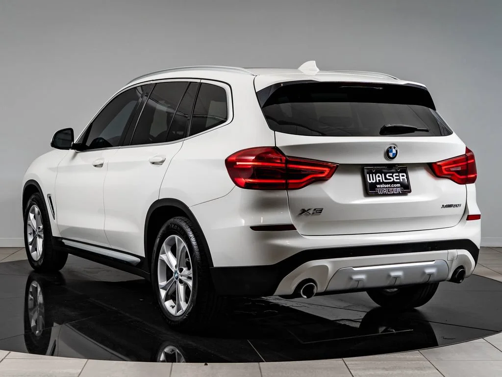 Used 2019 Alpine White BMW xDrive30i image 6