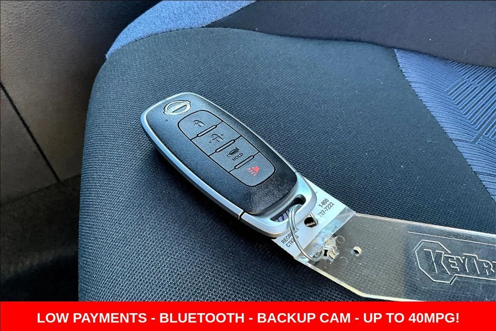 2025 Nissan Versa Sedan SV - Photo 33