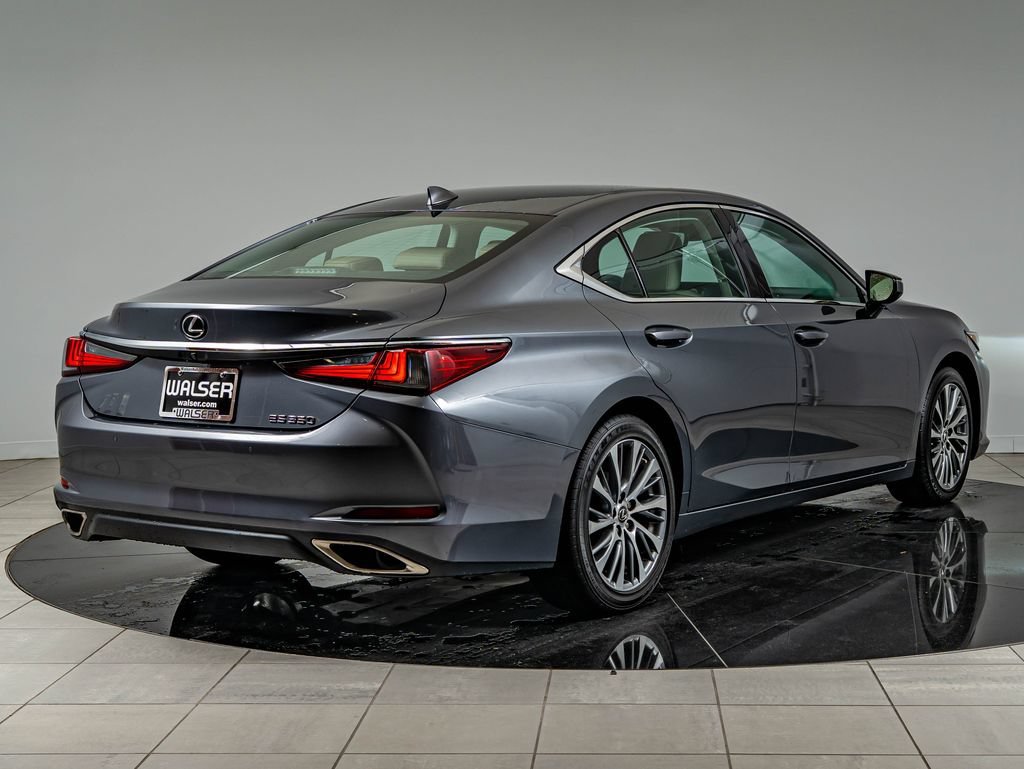 Used 2019 Gray Pearl Lexus 350 image 5