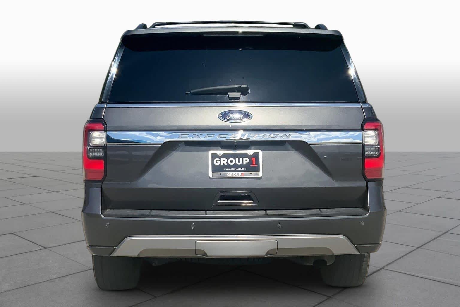 Used 2020 Magnetic Metallic Ford Limited image 5