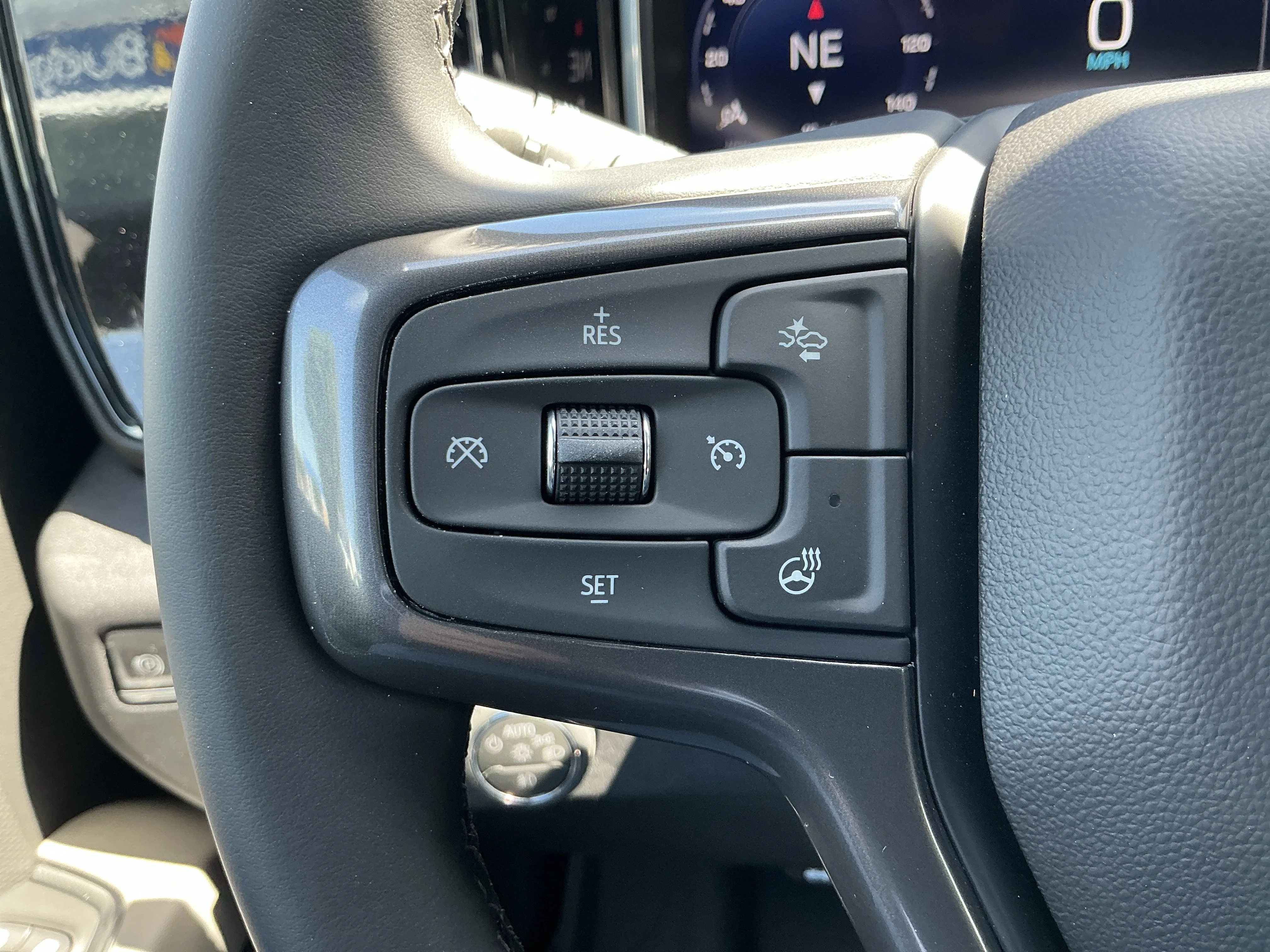 2026 Chevrolet Silverado 2500 HD ZR2 - Photo 15