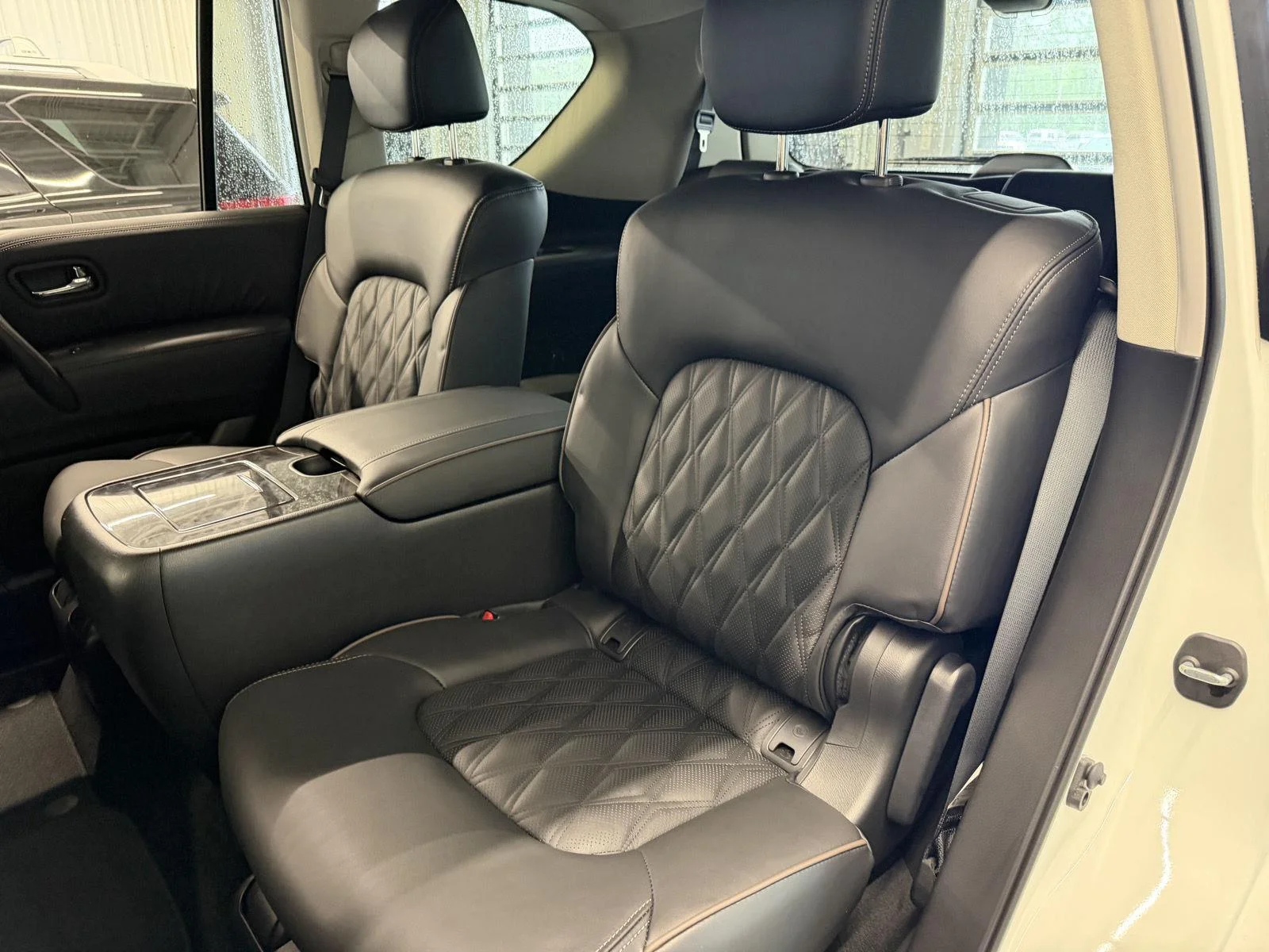 Used 2024 Aspen White Tricoat Nissan Platinum image 17