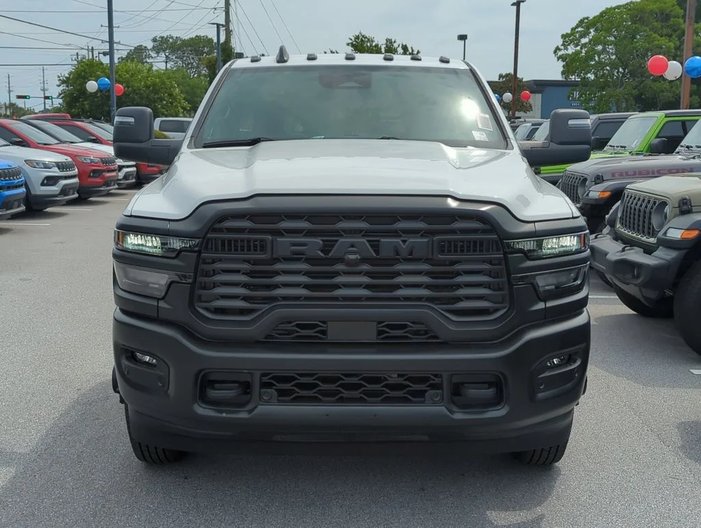 New 2026 Bright White Clear-Coat Exterior Paint RAM Tradesman image 10