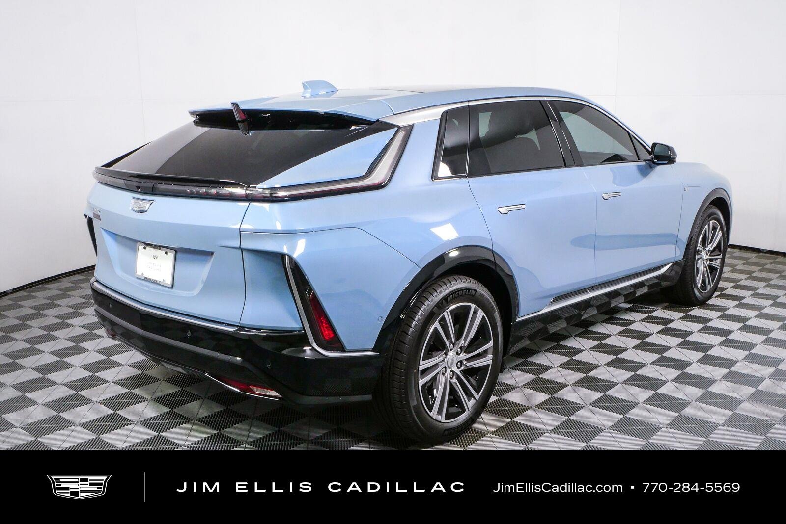 New 2027 Blue Graphite Tricoat Cadillac Premium Luxury image 3