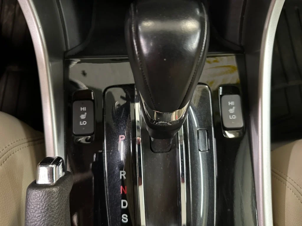 2016 Honda Accord EX-L V-6 - Photo 16