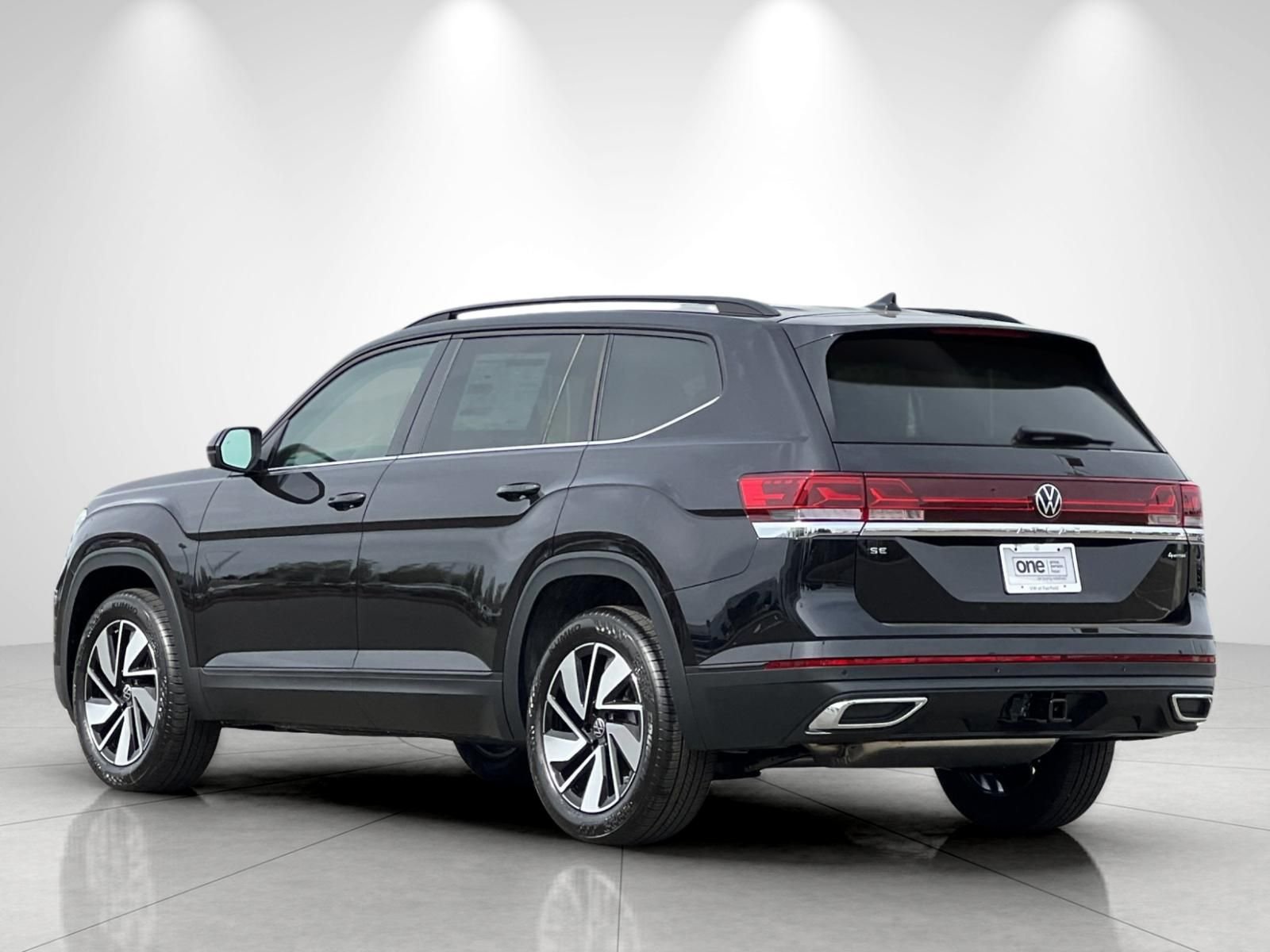 New 2026 Deep Black Pearl Volkswagen 2.0T SE w/Technology image 3