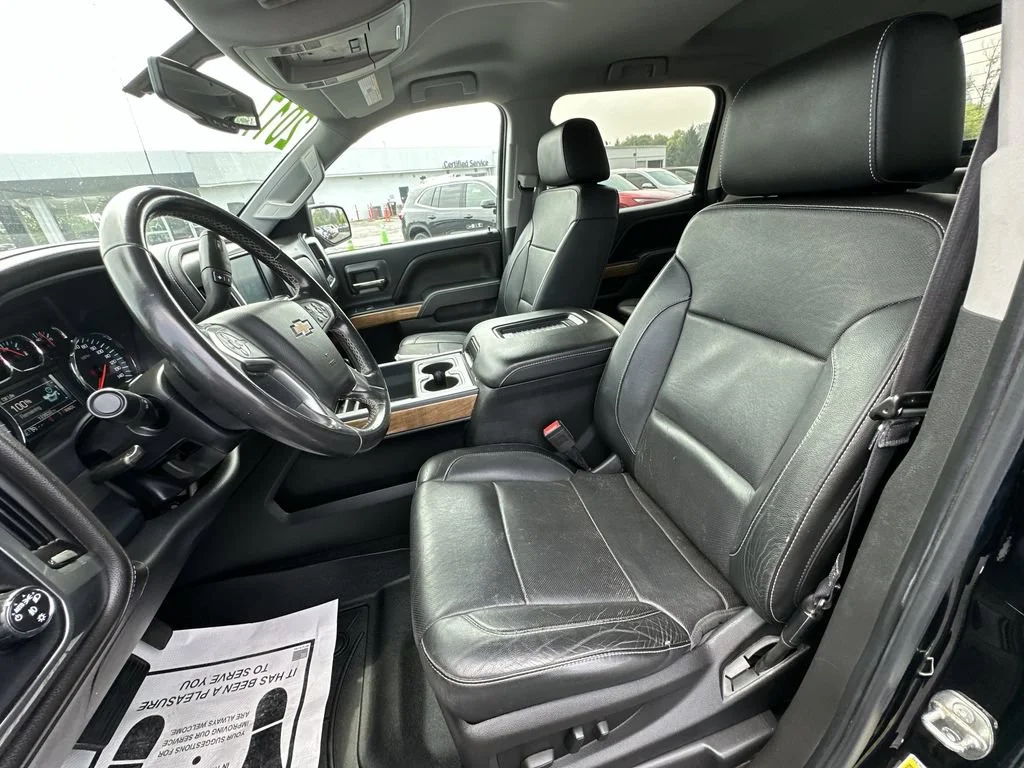 Used 2017 BLACK Chevrolet LTZ image 16