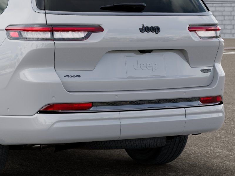 New 2026 Bright White Clear-Coat Exterior Paint Jeep Summit image 13