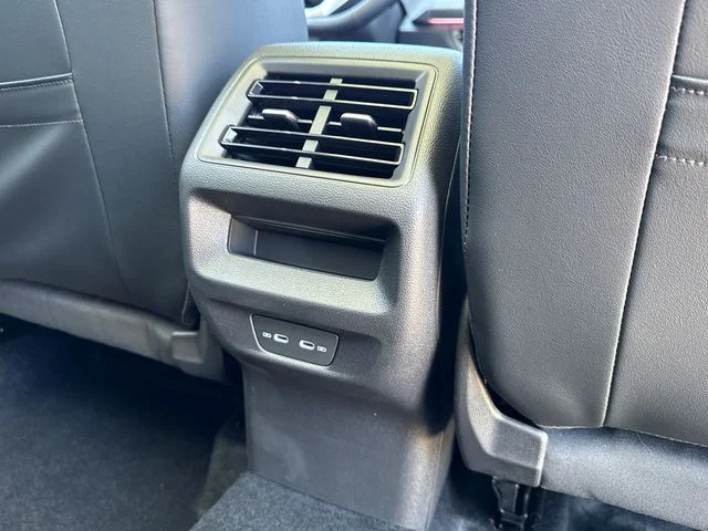 New 2026 Pure White Volkswagen 2.0T SE image 25