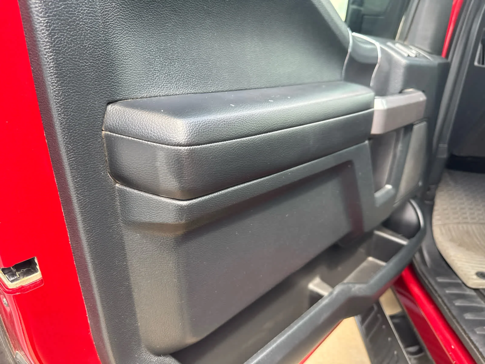 Used 2020 Rapid Red Metallic Tinted Clearcoat Ford XLT image 7