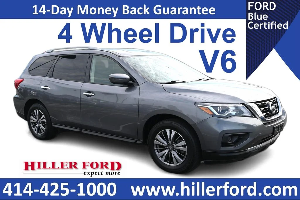 2020 Nissan Pathfinder's photo
