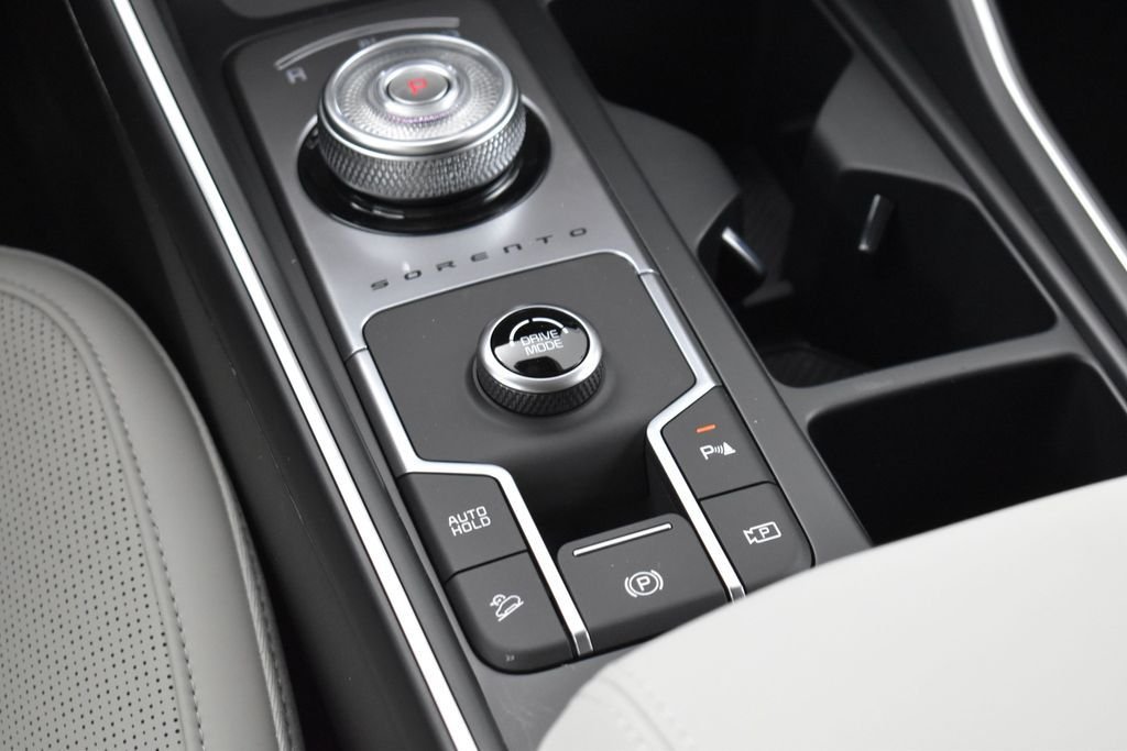 New 2026 Steel Gray Kia EX image 17