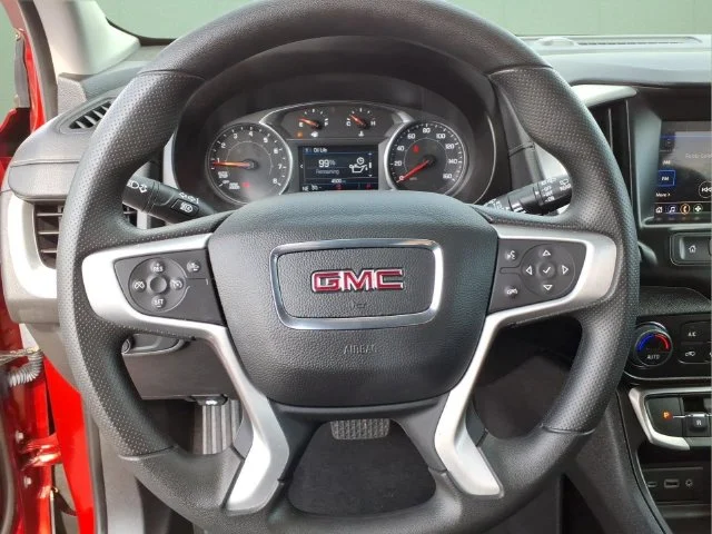 Used 2024 Red GMC SLE image 22