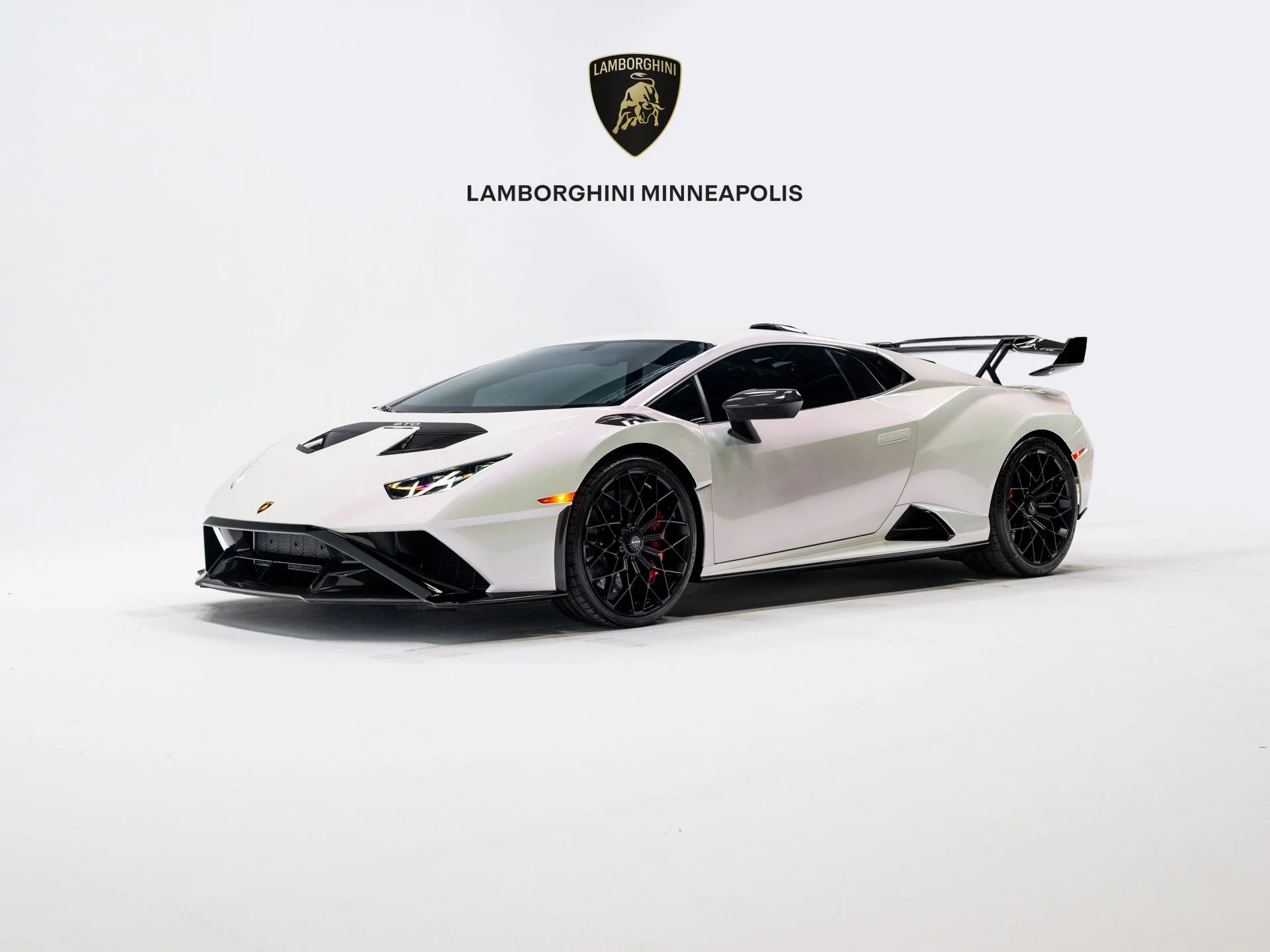 2024 Lamborghini Huracan STO