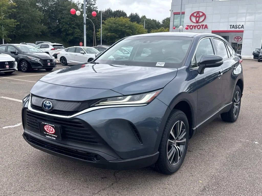 Used 2023 Gray Toyota LE image 3