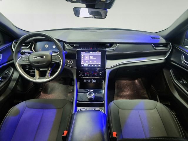 Used 2025 Black Jeep Laredo image 17