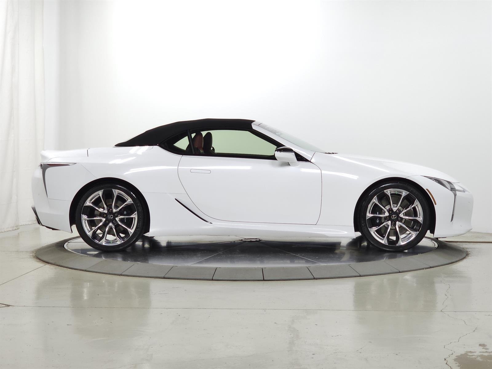 Certified Used 2023 White Lexus  image 11