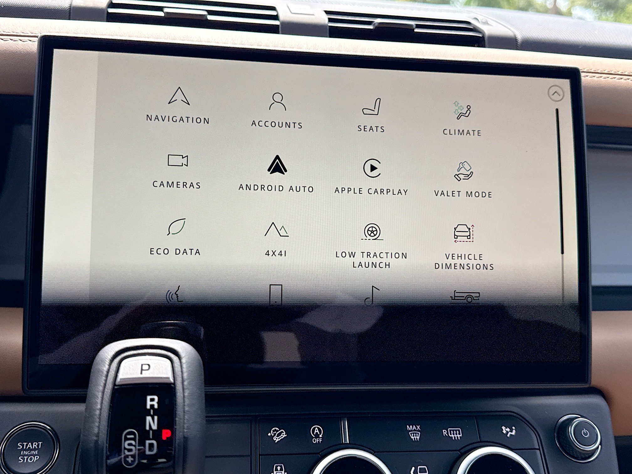 New 2026 Gondwana Stone LAND ROVER X-Dynamic SE image 29