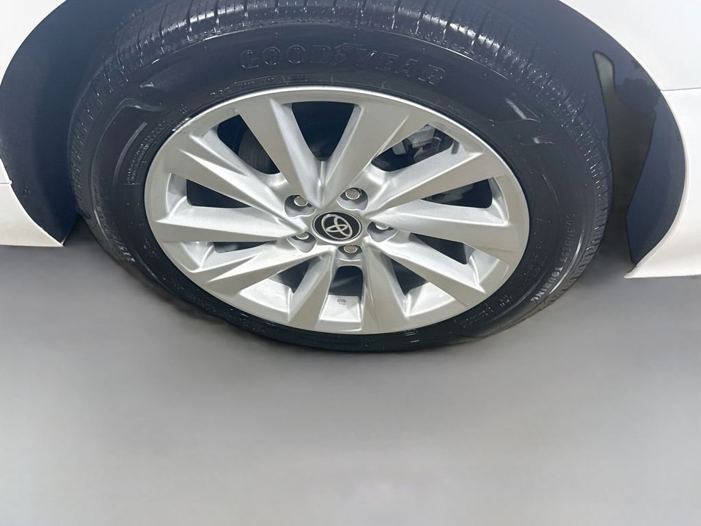 Used 2024 Ice Cap Toyota LE image 9