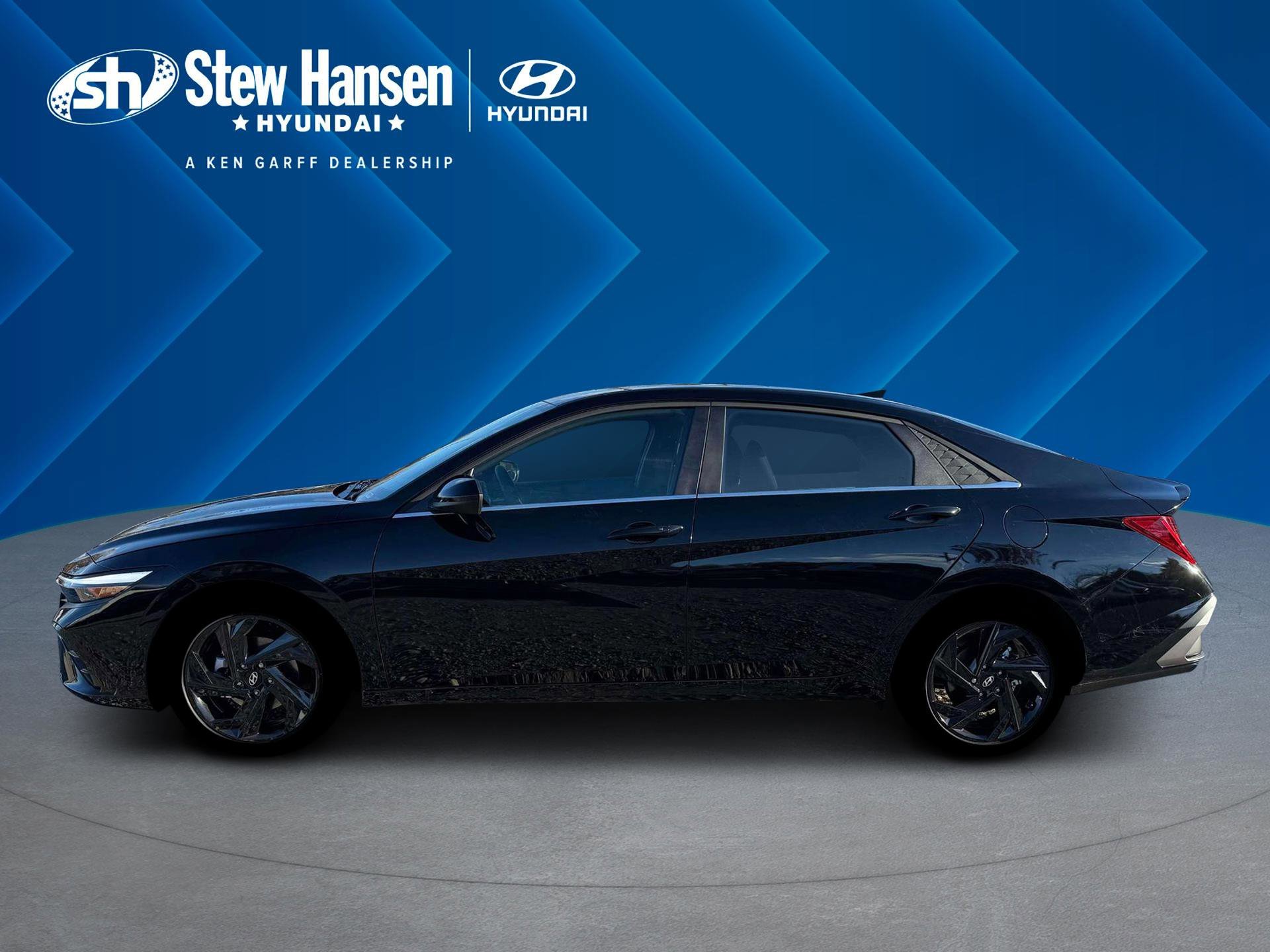 New 2026 Abyss Black Hyundai SEL Sport Premium image 3