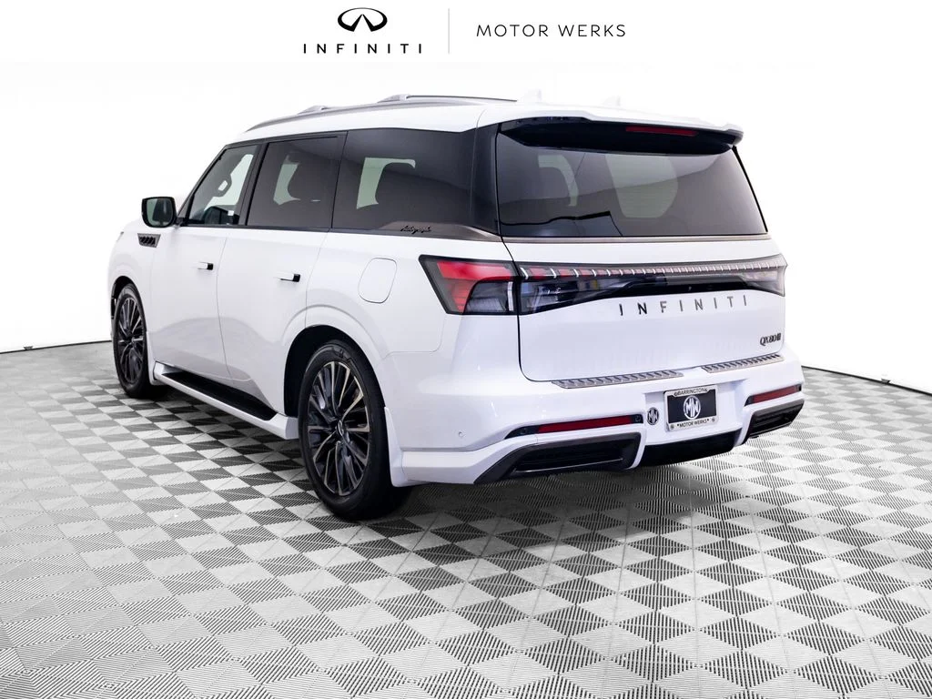 New 2027 RADIANT WHITE INFINITI Autograph 4WD image 3